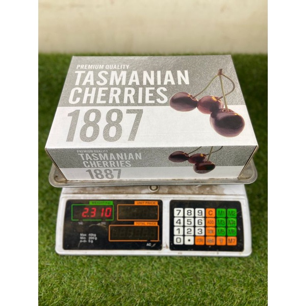 

Cherry red Tasmanian Australia jumbo manis 32-34mm / Box 2 kg