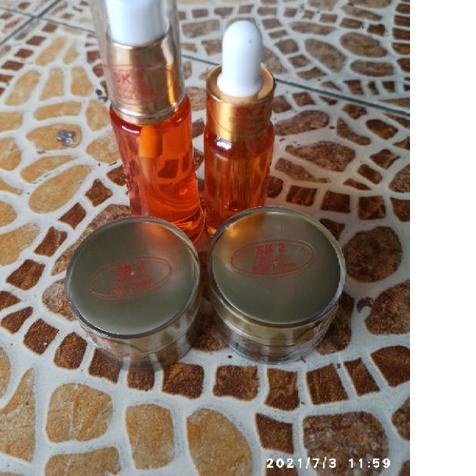 ♡ cream sk2 gold hologram original sk 2 ☜