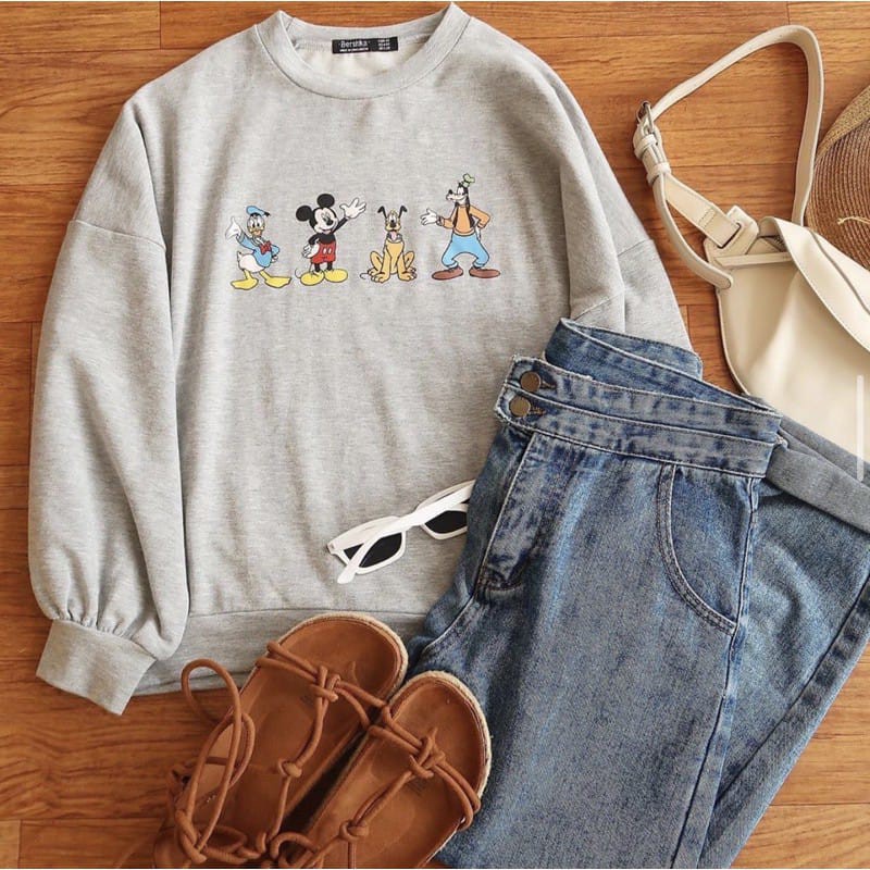 Walked sweater / sweeter