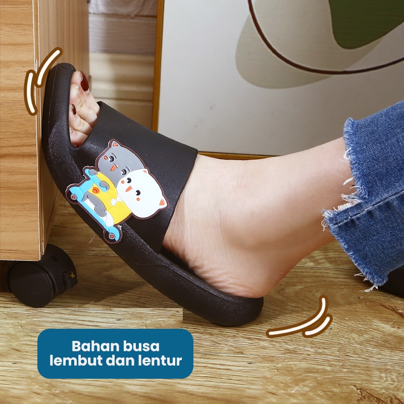 Mainland Sandal Slip On Wanita Sendal Karet Rumahan Model Kucing Lucu Sandal Comfy Kekinian HSN143