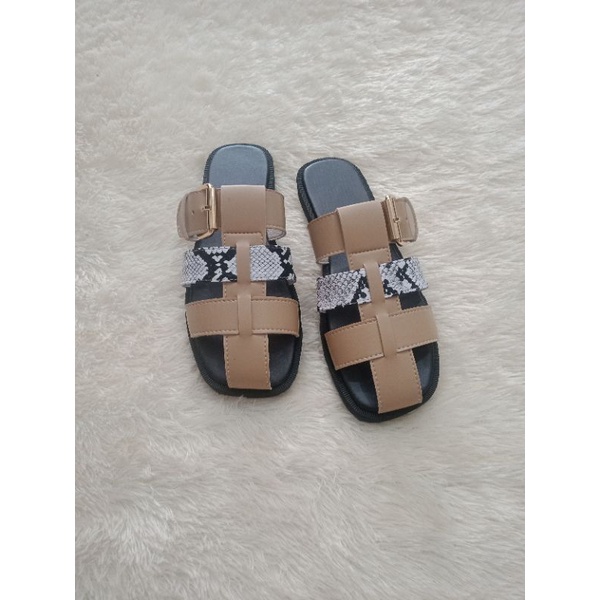 SB - BREZY SANDAL TALI KREM