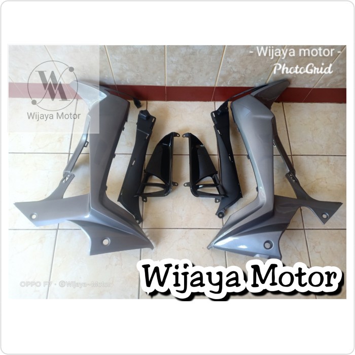 cover sayap supra x 125 batman abu-abu  wijaya motor