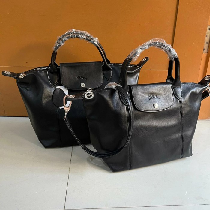 Tas wanita Lc cuir Hitam grade ori - S