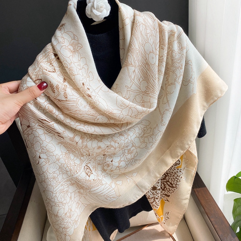 ITSFRIDAY SACHI Scarf - Premium Selendang Square Syal Shawl Segi Empat Hijab Import Motif Etnik Flower Cream