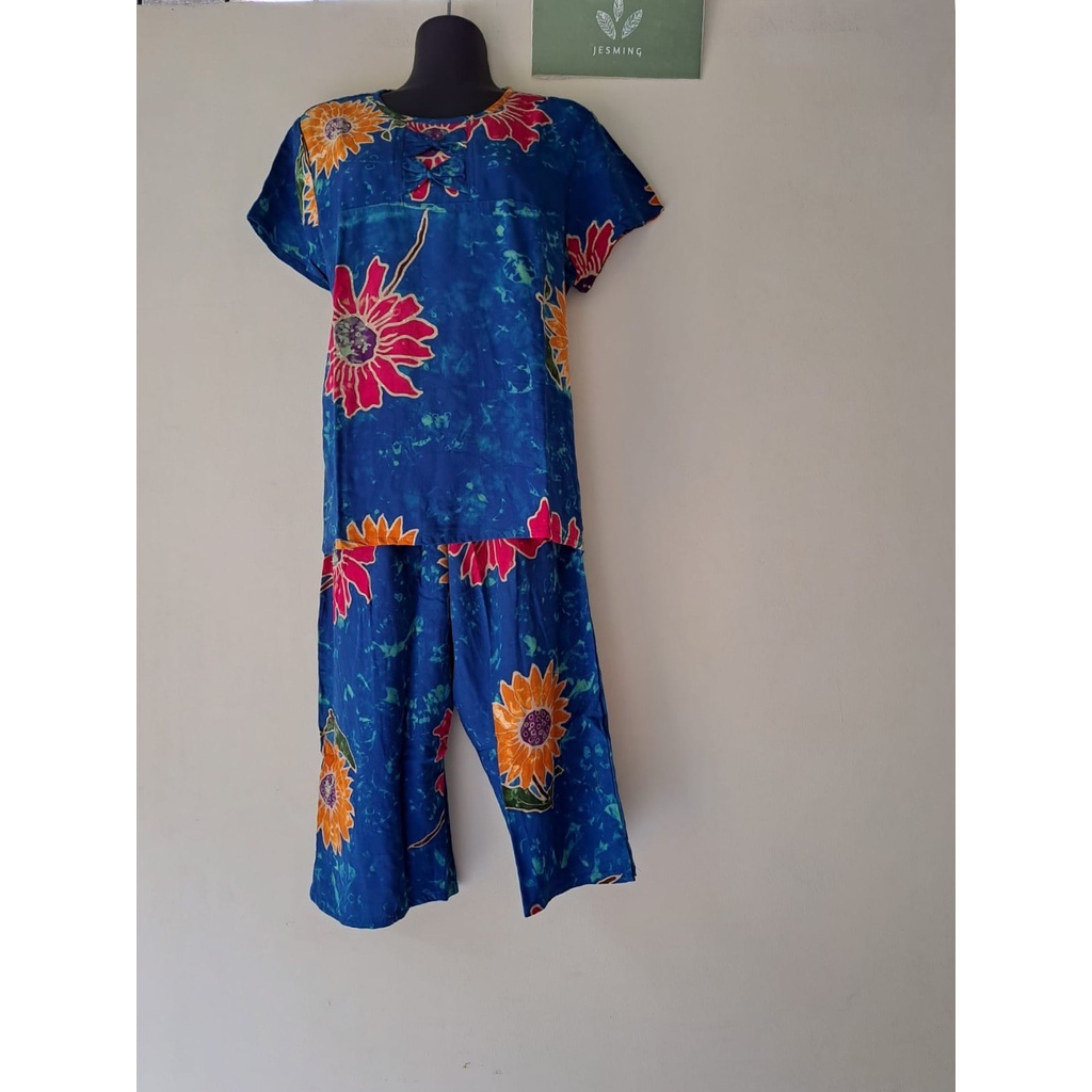 Batik Sunan Setelan Celana 3/4 Standar Dewasa