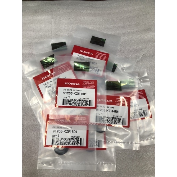 OIL SEAL VARIO SIL VARIO SEAL VARIO SEAL WATERPUMP VARIO SIL WATERPAM VARIO 91205KZR601