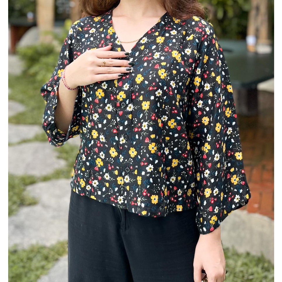 BLOUSE SARRA BAHAN RAYON MOTIF BALI PREMIUM