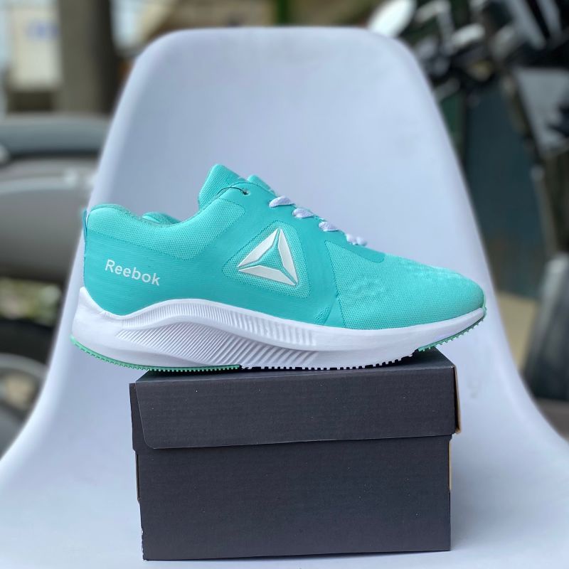 sepatu reebok wanita olahraga senam lari aerobik