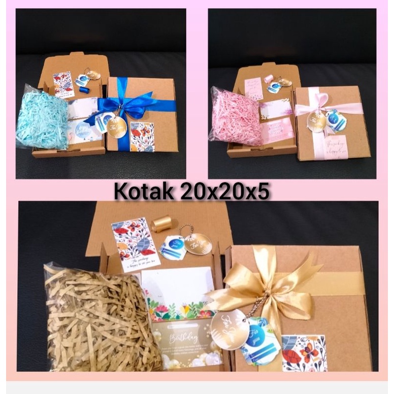 

Kotak Kado | Komplit dengan kartu pita dan kertas cacah