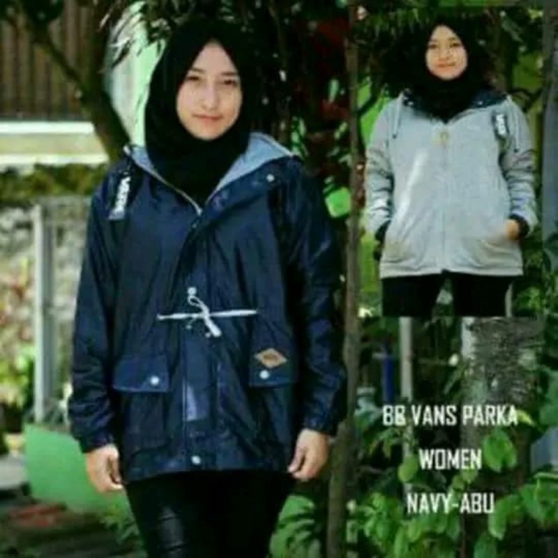 JAKET PARKA WANITA BIG SIZE BAGIAN HOODIE BISA DILEPAS DAN BOLAK BALIK