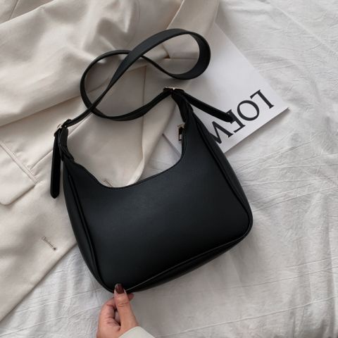Red Tas Wanita Retro Ketiak Kapasitas Besar 2022 Sederhana All-Match Tas Tangan Bulan Sabit Bahu Messenger Tas Pangsit Wanita fashion