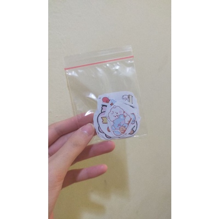 

Sticker Bt21 20pcs