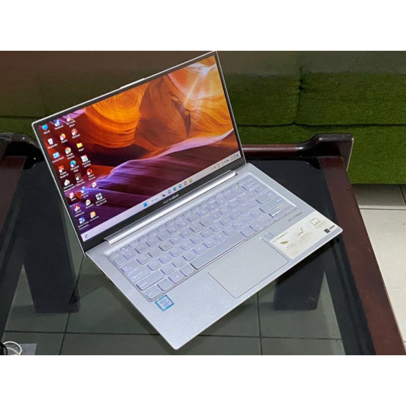 Laptop Asus Vivobook S13 OLED i5Gen8