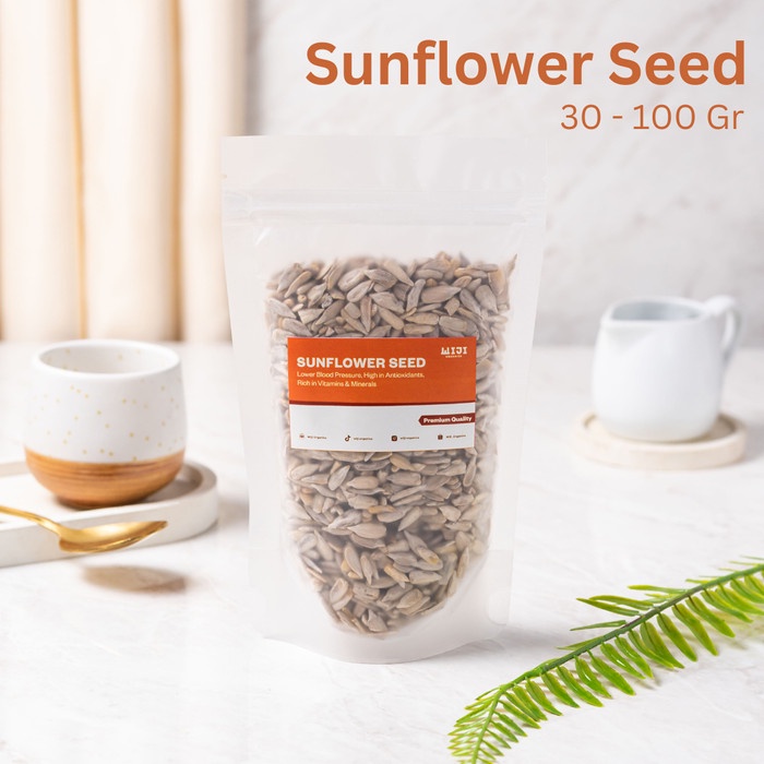 

Biji Bunga Matahari Kuaci Sunflower Seeds Kupas Premium Natural Pure - 30 Gram