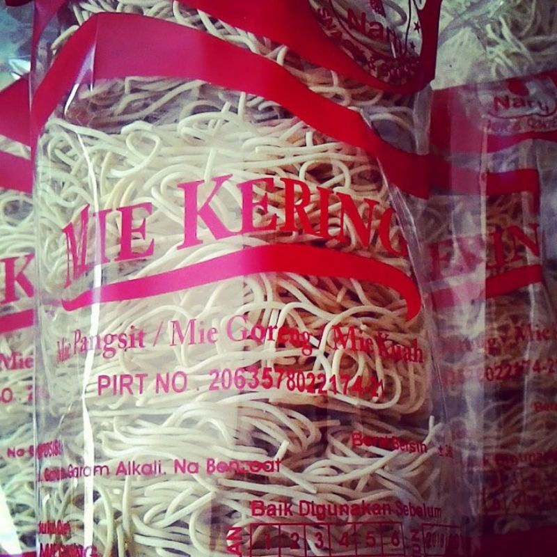 

MIE KERING HONGKONG 360GR {NARTI}