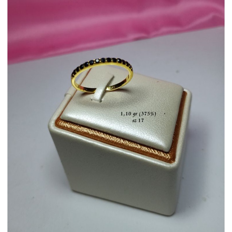 cincin listring mata hitam