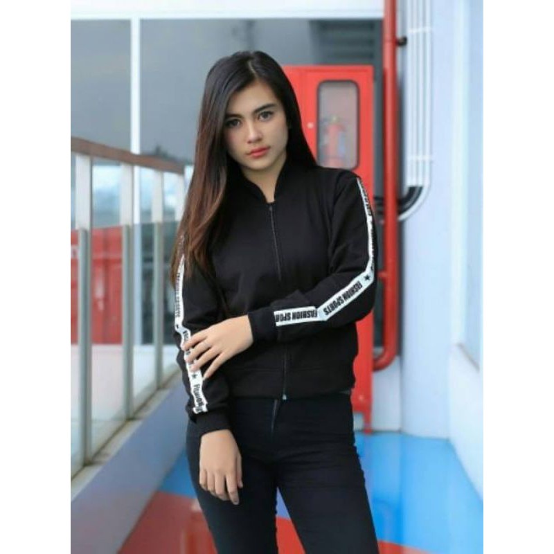 Jacket Kasual FASHION SPORT Jacket Fashion Korean OOTD Kece Keren Kasual Santai