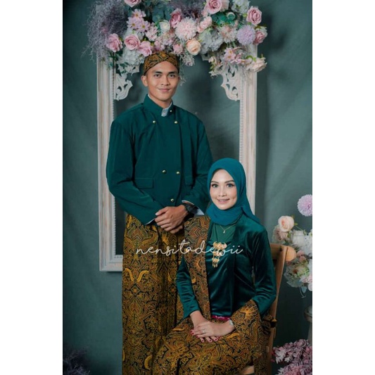 [1 Set, H/SPD01B] Baju Prewed Adat Jawa - Solo, Nuansa Hijau Botol / Include Selendang