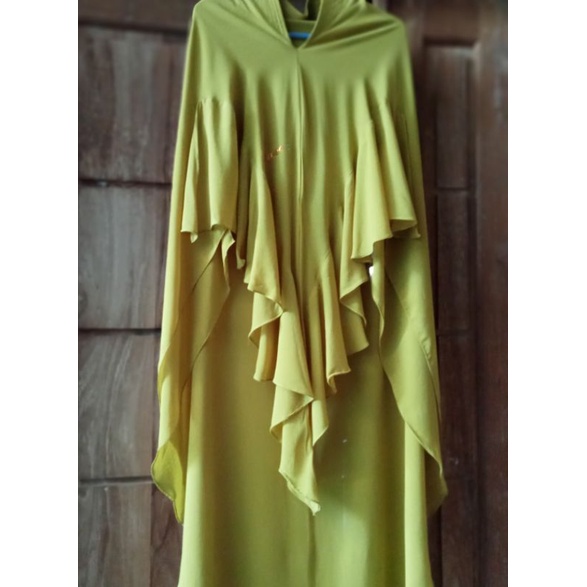 BIG sale KEREN Khimar prewash likenew  ada jg yg sample sale original by kanaya sisesa dian risty al