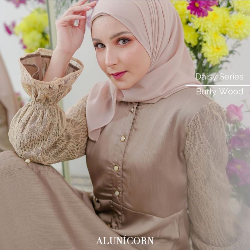 Daisy Dress Burly Wood size A SM by Alunicorn / New ya Bukan Preloved ALUNICORN Abinaya Mezzaluna Zy