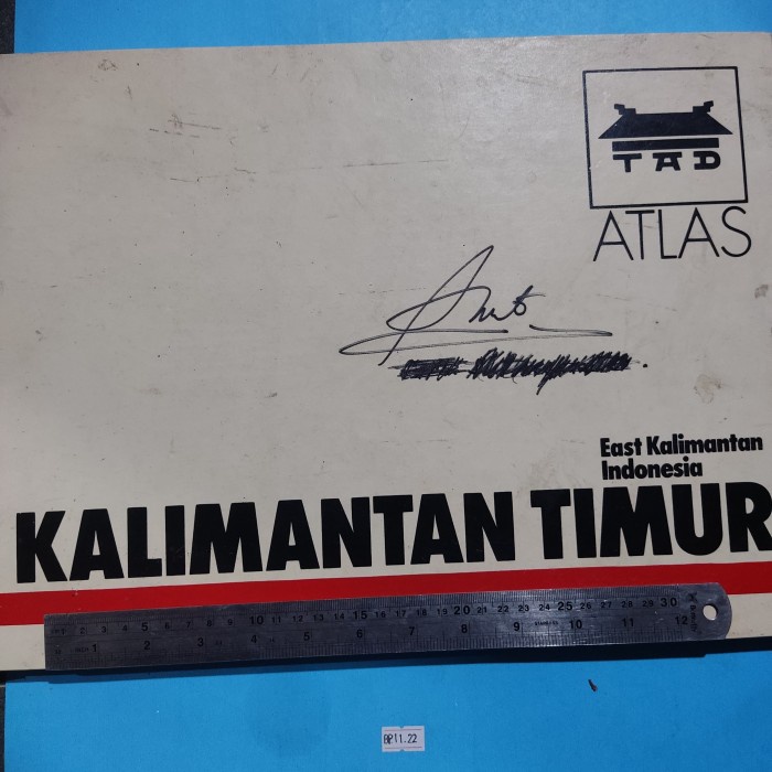 Buku atlas Kalimantan