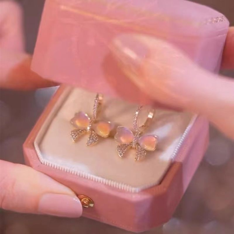 FerenHongXia Anting Tusuk Bulat Bentuk Pita warna Gold untuk Wanita