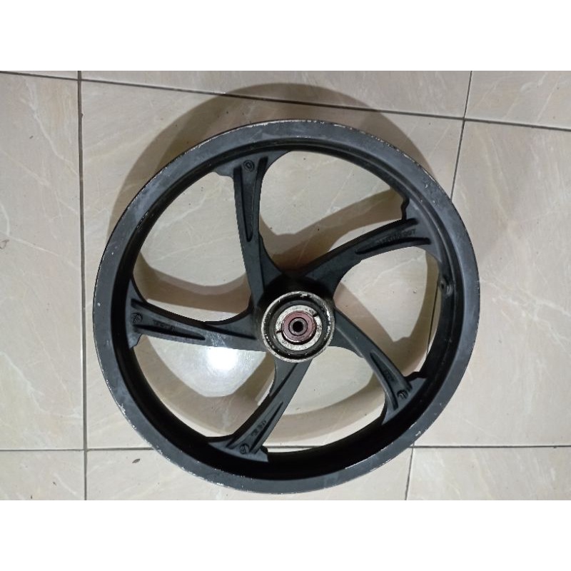 VELG RACING DEPAN SUJUKI SKYDRIVE 125 14160