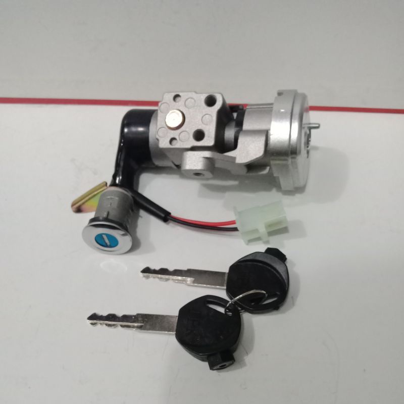 kunci kontak set beat karbu 2009 2010 2011/sparepart motor beat/motor beat