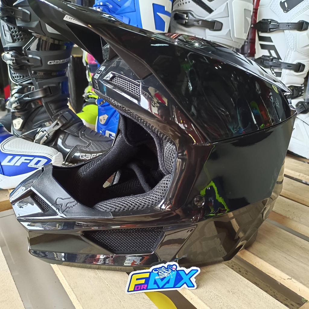 Helm Fox V1 CORE PLAIC HELMET