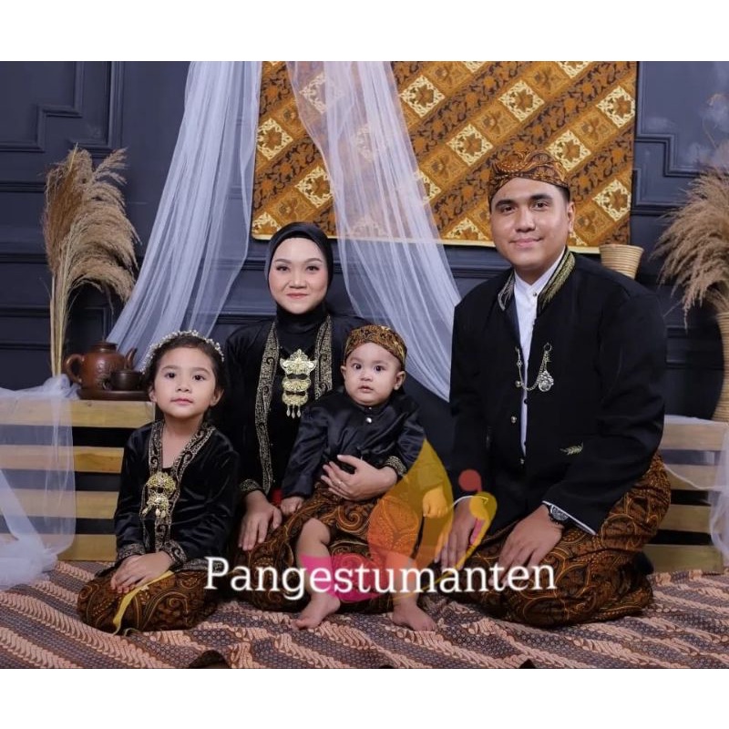 1set Pakaian Seragaman/Couplean Keluarga Adat Jawa