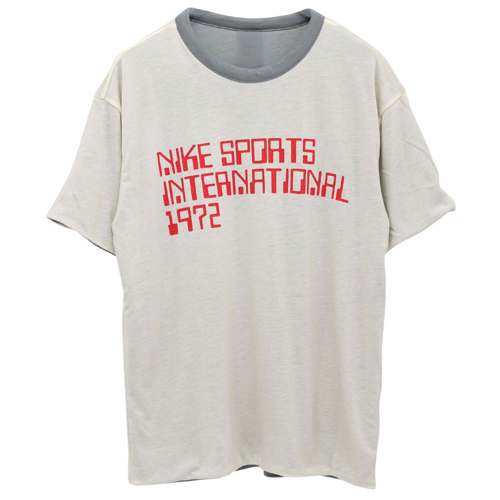 Nike NSW Circa Grey Abu Reversible T-Shirt Kaos Bolak Balik 2 Sisi