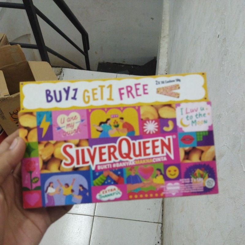 

silverqueen buy 1 get 1 spesial valentine