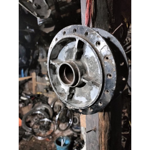 tromol tromel roda velg belakang kawasaki kaze r ORI copotan