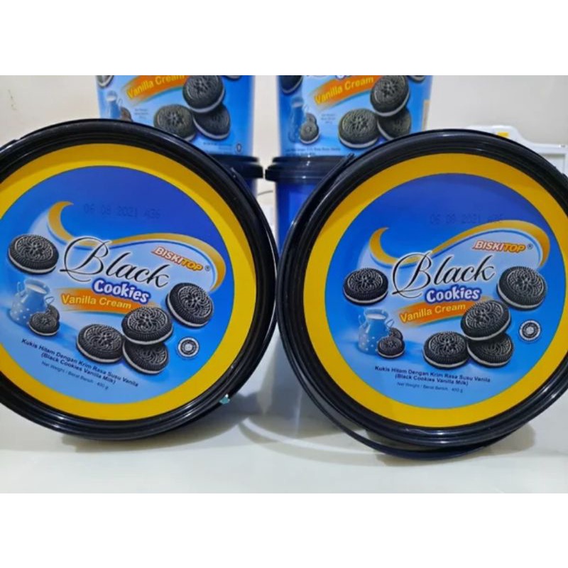 

BISKITOP BLACK COOKIES