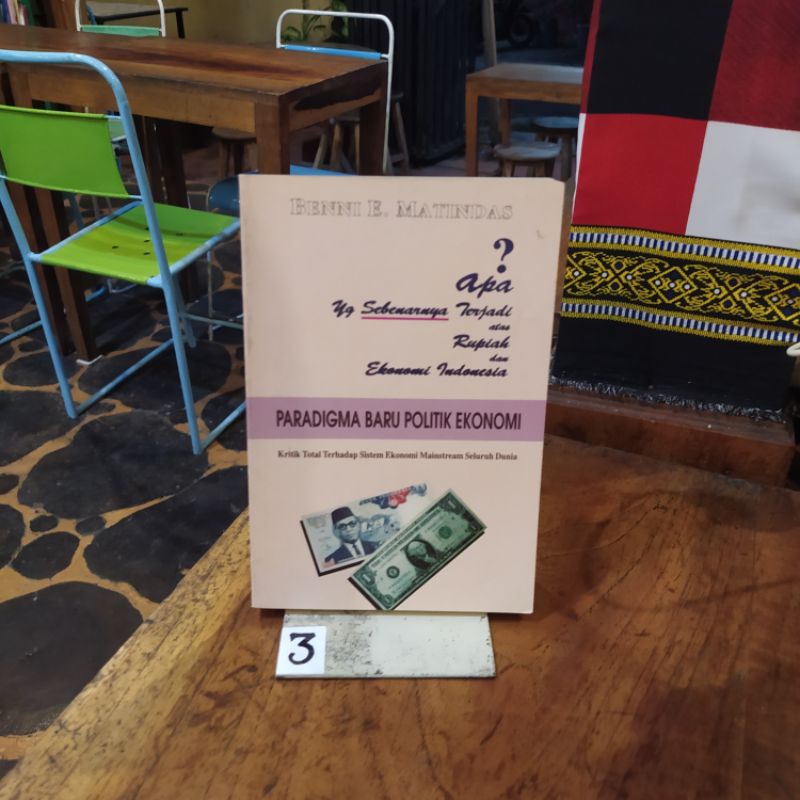 BUKU PARADIGMA BARU POLITIK EKONOMI By Benni E Matindas