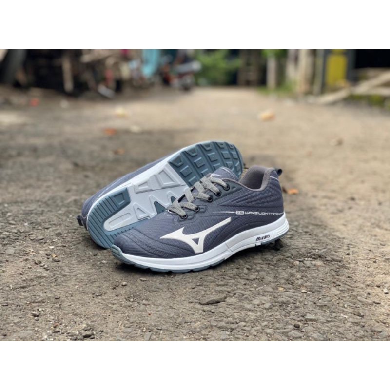 Sepatu running sepatu volly sol karet terbaru mz02