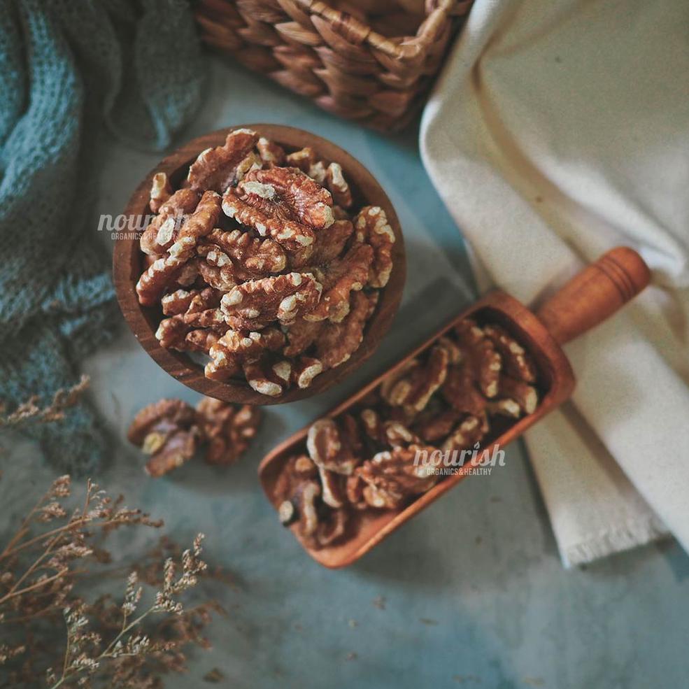 

Ready Stock ｀ Roasted Walnut (Walnut Panggang) 100 gr ✈