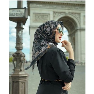Kerudung Segi Empat ZM Zaskia Mecca Premium HITAM ANNAN