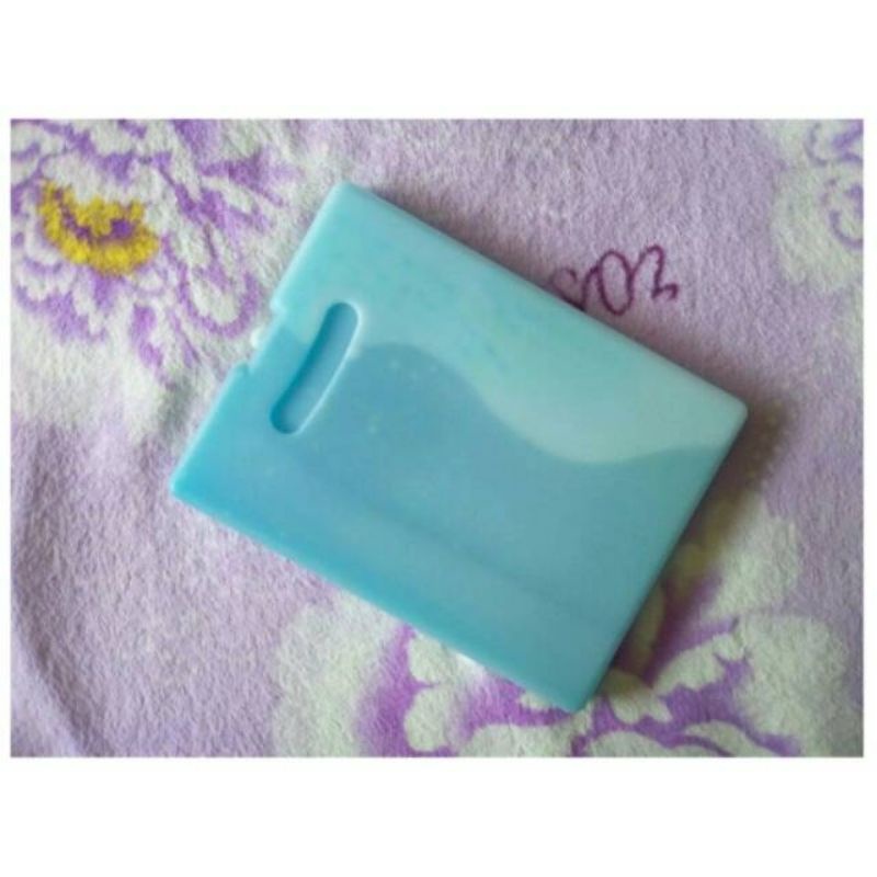 ice pack jumbo 22 x 30 x 3cm ice gel blue besar jumbo  termurah dan berkualitas - pendingin es krim ice cream - pendingin cooler bag asi - cooler styrofoam box - pendingin udara  ruangan kipas angin ac - blue ice pack besar  SEMI FINISH