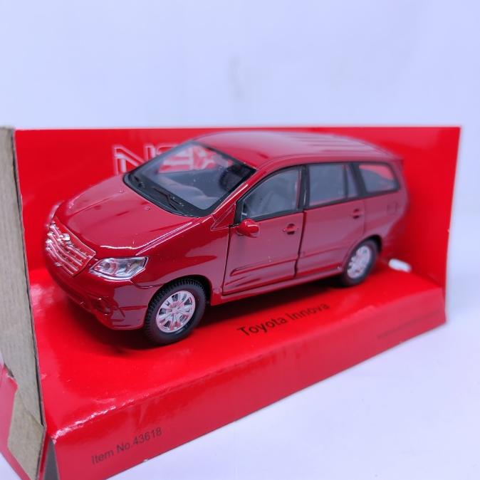 Diecast Miniatur Mobil Toyota Innova Merah Mainan mobil Toyota Kijang ---MURAH---