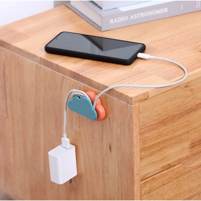 ⭐️𝐈𝐇𝐒 𝟔𝟏𝟕 𝐋𝐚𝐦𝐩𝐮𝐧𝐠⭐️Gulungan Kabel Tempel Dinding Bentuk Awan Klip Cable Holder Double Sided Paste Double Plug Winding