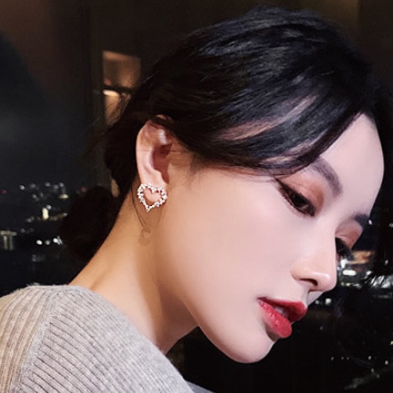 Cinta Baru Anting Pejantan Mutiara Berbentuk Hati Berlian Imitasi Pearl Earring Wanita Gadis Pesta Kepribadian Temperamen Perhiasan Hadiah