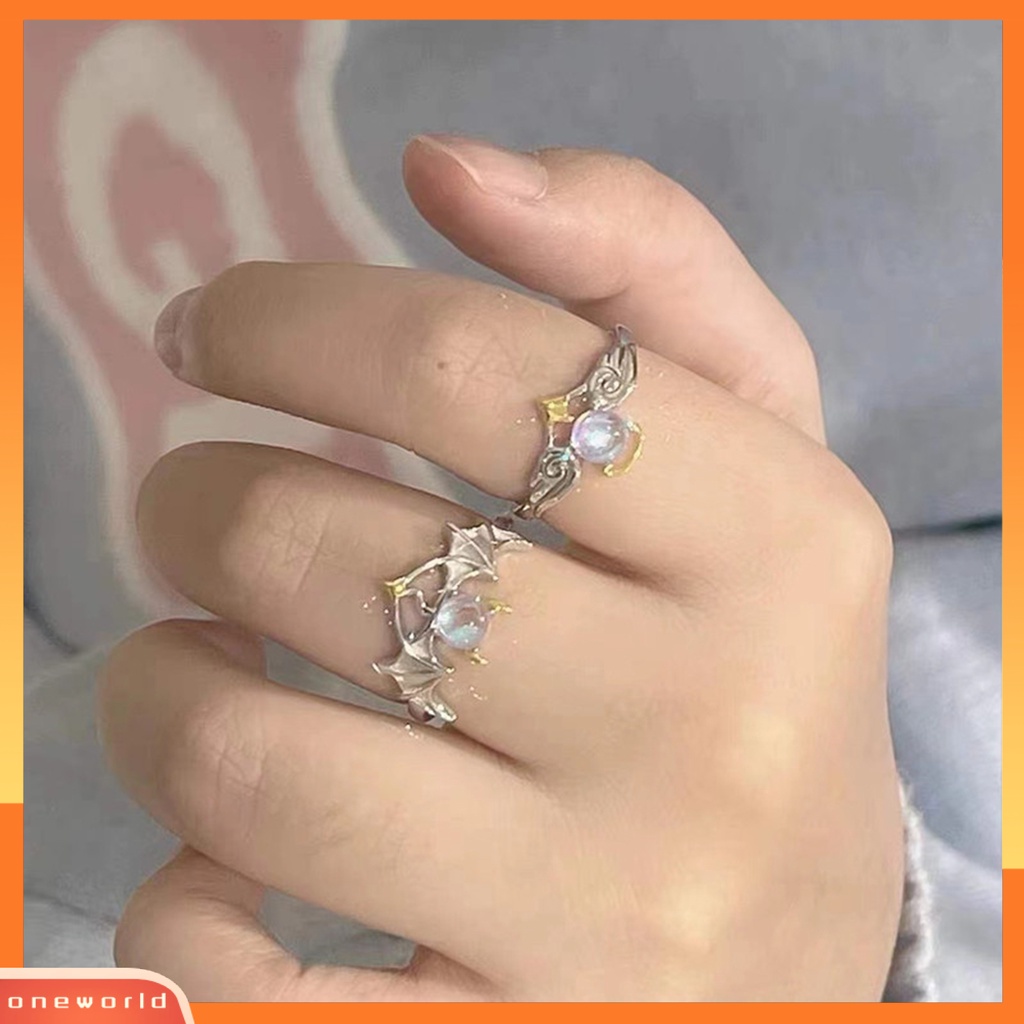 [ONW] Wanita Cincin Romantis Bersinar Faux Moonstone Desain Pembukaan Yang Dapat Disesuaikan Hadiah Hias Sayap Malaikat Setan Jari Cincin Perhiasan Pesta Untuk Kekasih