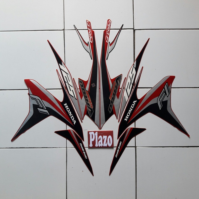

TERLARIS | stiker Motor striping Vario Techno 125 Fi 2014 Merah
