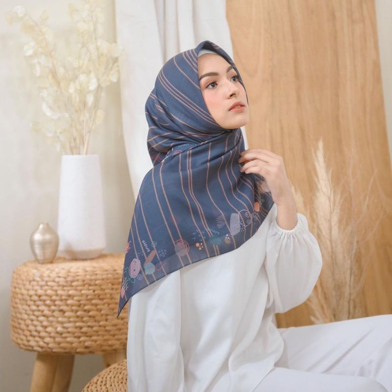 kinaya niki hijab voal