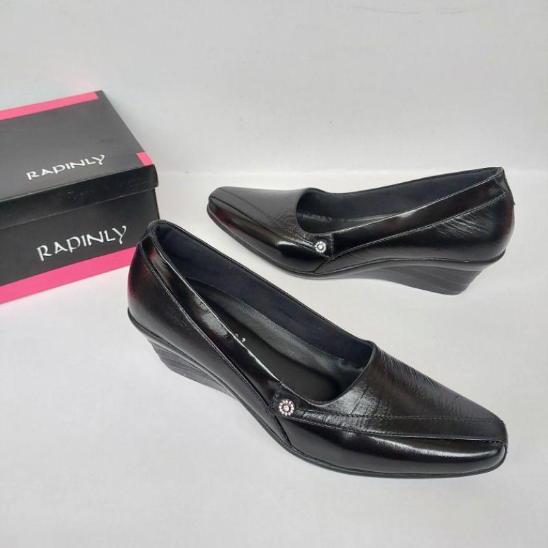 Sepatu Pantofel Wedges Wanita Kulit Asli