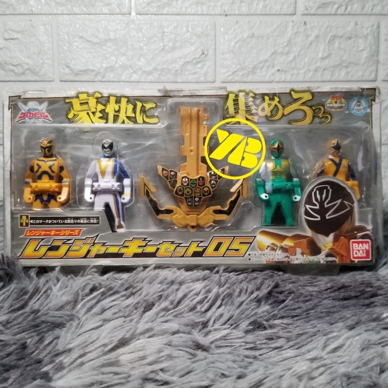 DX Gokaiger Gokai key Silver Gold ranger key