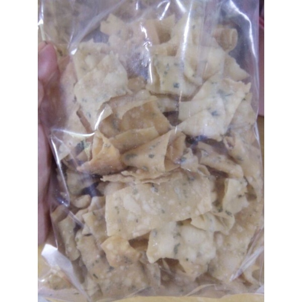 

kripik pangsit
