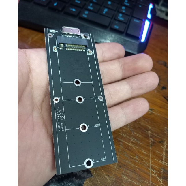 CASING USB 3.0 TO NGFF M.2 SSD HARD DISK BOX