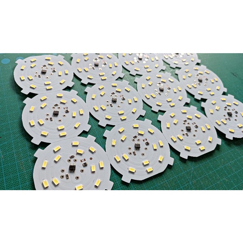 Qlola Money Paket Pcb Lampu Led 15 Watt Pembelian / Kotak Isi 12 Pcs